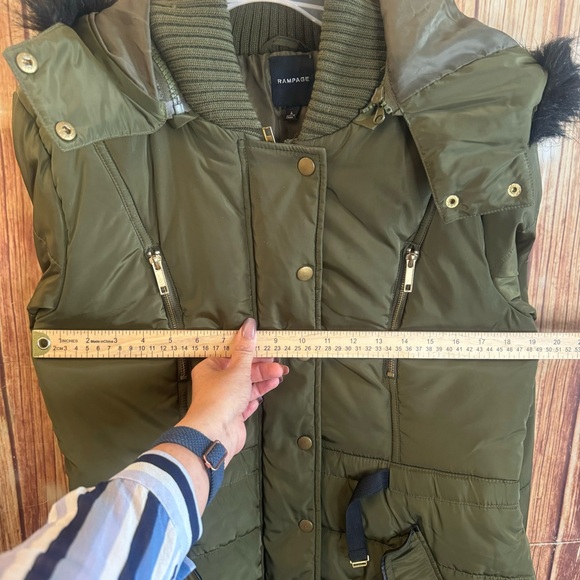 Rampage Women’s Military Olive Puffer Jacket with Faux Fur Hood Size Large - Picture 4 of 12